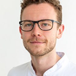 Dr. Julian Pohlan